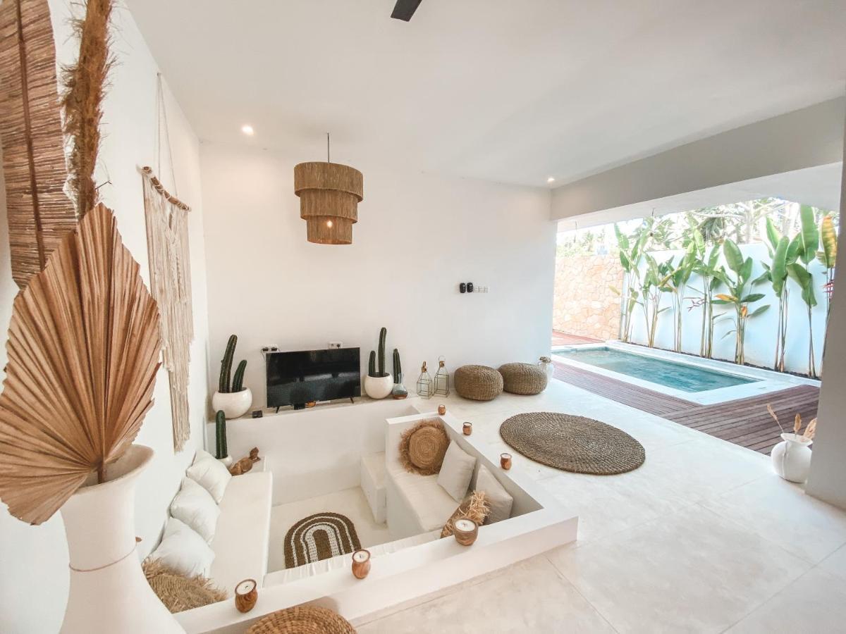 Villa Uma & Amu - Modern Design Kuta  ภายนอก รูปภาพ