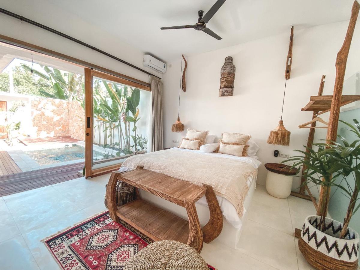 Villa Uma & Amu - Modern Design Kuta  ภายนอก รูปภาพ